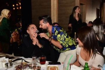 Magazin g&uuml;ndeminde b&uuml;y&uuml;k ses getiren Mehmet Ali Erbil, 40 yaş k&uuml;&ccedil;&uuml;k sevgilisi ile Bursa gecelerinde