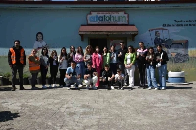 Makedonyalı &ouml;ğrenciler, Ata Tohum Merkezi&rsquo;nde
