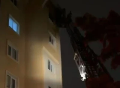 Malatya&rsquo;da apartman yangını: Hamile kadın ve eşi hastaneye kaldırıldı
