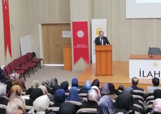 Malatya&rsquo;da &ouml;ğrenci ve gen&ccedil;lere manevi danışmanlık ve rehberlik eğitimi
