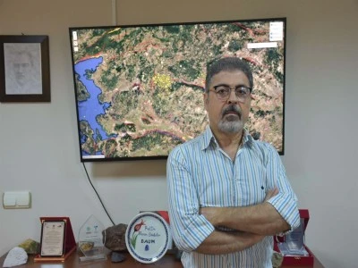 Malatya'da yaşanan depremin ardından Prof. Dr. S&ouml;zbilir'den a&ccedil;ıklamalar
