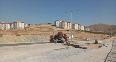Malatya&rsquo;da yol &ccedil;alışmaları sırasında g&ouml;&ccedil;&uuml;k: 2 iş&ccedil;i hayatını kaybetti