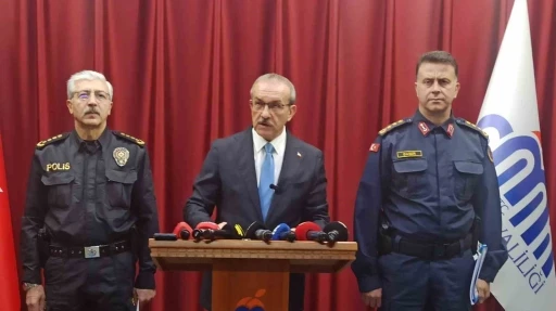 Malatya Valisi Seddar Yavuz, yılbaşı tedbirlerini a&ccedil;ıkladı
