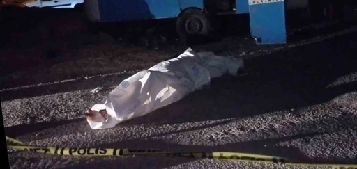 Maltepe&rsquo;de bir kişi yaşadığı konteynerde &ouml;l&uuml; halde bulundu
