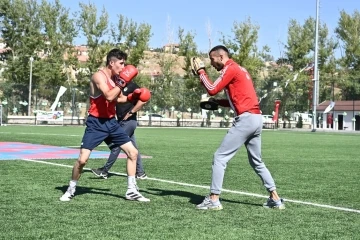 Mamak Belediye Başkanı K&ouml;se: &ldquo;Lalahan Atat&uuml;rk Stadı G&uuml;zel Mamak&rsquo;ımıza Hayırlı Olsun&rdquo;
