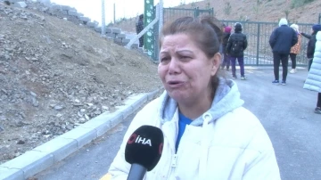 Mamak Belediyesinin k&ouml;pekleri &ouml;ld&uuml;rme iddiası hayvanseverleri ayağa kaldırdı
