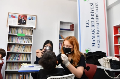 Mamak&rsquo;ta 3.380 &Ouml;ğrenciye &Uuml;cretsiz Diş Taraması
