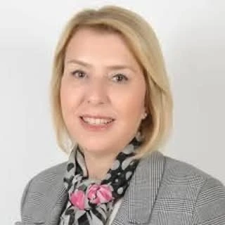 Manavgat Belediye Başkan Yardımcısı G&uuml;ls&uuml;m &Ouml;zer parti &uuml;yeliği ve t&uuml;m g&ouml;revlerinden istifa etti