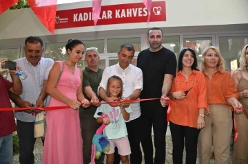 Manavgat Belediyesi kadınlar kahvehanesi a&ccedil;ıldı
