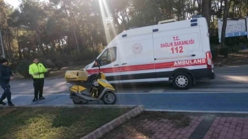 Manavgat&rsquo;taki kazada motosiklet s&uuml;r&uuml;c&uuml;s&uuml; yaralandı
