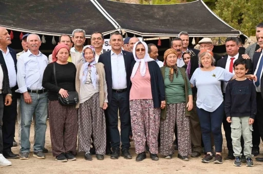 &ldquo;Manavgat Zeytin ve Zeytinyağı Festivali&rdquo;nin ilk g&uuml;n&uuml;nden barış mesajı &ccedil;ıktı

