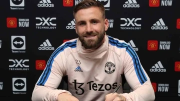 Manchester United, Luke Shaw&rsquo;ın s&ouml;zleşmesini 2027&rsquo;ye kadar uzattı