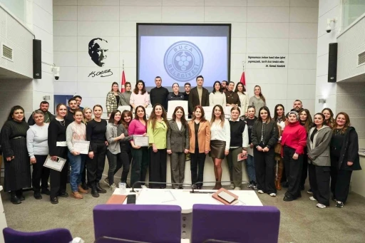 Manisa B&uuml;y&uuml;kşehir Belediyesinden Buca Belediyesi &ccedil;alışanlarına eğitim
