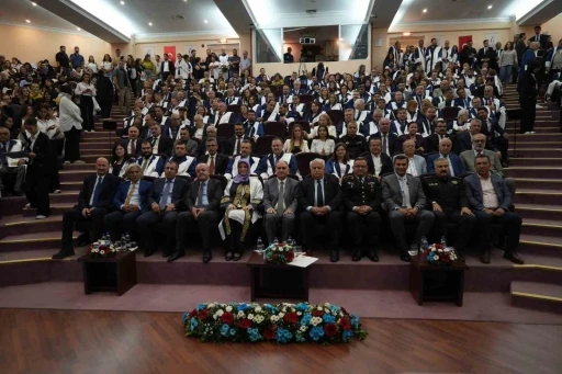 Manisa CB&Uuml; eğitim &ouml;ğretime t&ouml;renle a&ccedil;ılış yaptı
