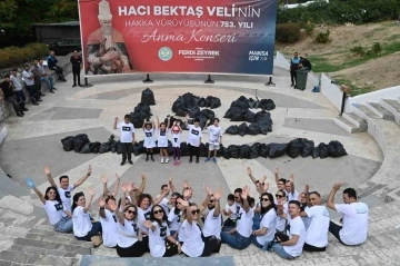 Manisa&rsquo;da &lsquo;Atıksız Bir D&uuml;nya&rsquo; i&ccedil;in &ccedil;&ouml;p topladılar
