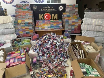 Manisa&rsquo;da dev ka&ccedil;ak sigara operasyonu: 1 tutuklama