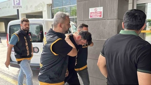 Manisa&rsquo;da eşini boğarak &ouml;ld&uuml;ren zanlı hakim karşısında
