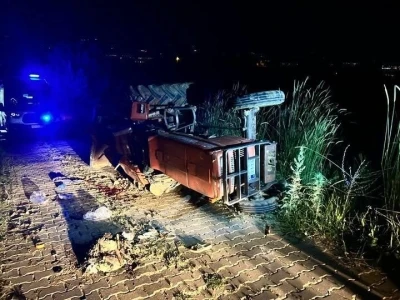 Manisa&rsquo;da trakt&ouml;r kazası: 1 &ouml;l&uuml;, 1 yaralı
