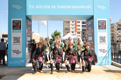 Manisa K&uuml;lt&uuml;r Yolu Festivali&rsquo;nde İlk G&uuml;n Geride Kaldı