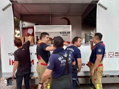 Manisa T&uuml;rk Kızılay&rsquo;dan orman yangınına destek