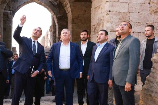 Mansur Yavaş Harran&rsquo;ı gezdi
