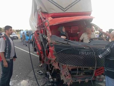 Mardin&rsquo;de feci kaza: 15 yaralı