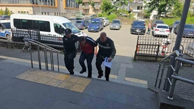 Market &ccedil;alışanını gizlice fotoğraflayan şahıs tutuklandı
