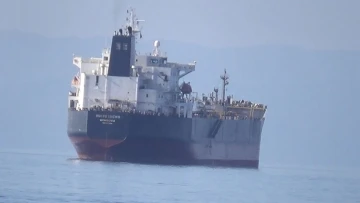 Marmara Denizi&rsquo;ne gemiden d&uuml;şen Hindistanlı aranıyor
