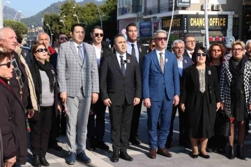 Marmaris&rsquo;te Uğur Mumcu t&ouml;renle anıldı
