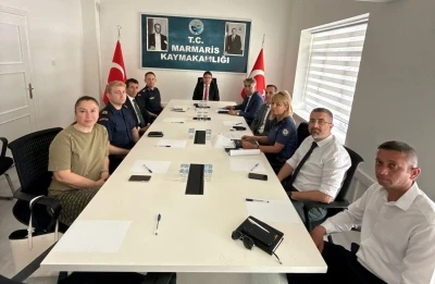 Marmaris&rsquo;te yaz sezonu &ouml;ncesi liman ve deniz g&uuml;venliği toplantısı yapıldı
