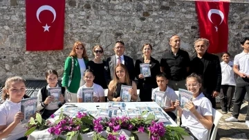 Marmarisli &ouml;ğrenciler &lsquo;Muğla&rsquo;nın antik incileri &lsquo;kitabını yazdı
