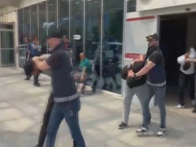 Masaj salonunda gizli &ccedil;ekimle m&uuml;şterilere şantaj yaptılar