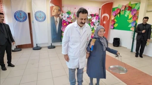 &rsquo;Masal ve Roman Festivali&rsquo; renkli g&ouml;r&uuml;nt&uuml;lere sahne oldu.
