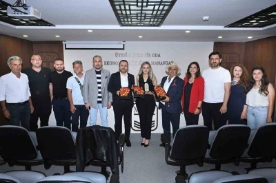 MATSO&rsquo;da &rsquo;Topraksız Tarımda &Ccedil;ilek Yetiştiriciliği&rsquo; anlatıldı
