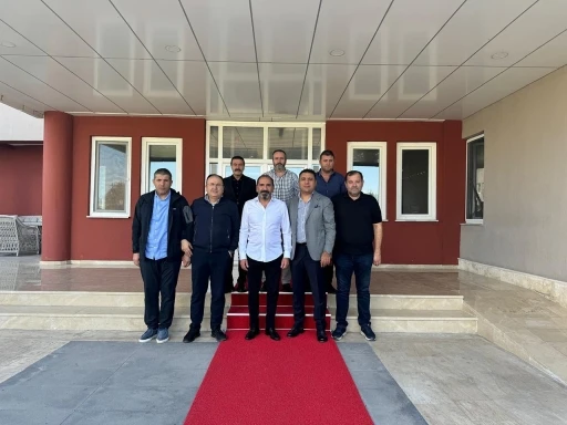 Mecnun Otyakmaz&rsquo;dan Sivasspor&rsquo;a ziyaret
