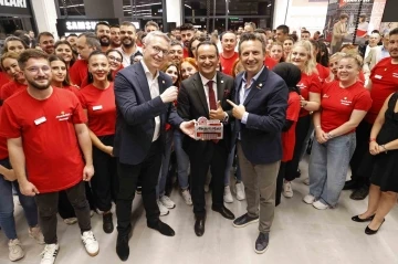 MediaMarkt, T&uuml;rkiye&rsquo;deki 100&rsquo;&uuml;nc&uuml; mağazasını a&ccedil;tı
