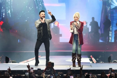 Megastar&rsquo;ın Sahnesinden S&uuml;perstar Ge&ccedil;ti!