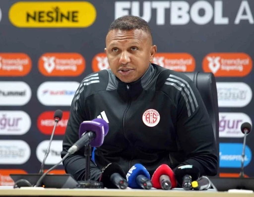 Mehmet Aurelio: &ldquo;İstifa d&uuml;ş&uuml;ncemiz yok&rdquo;
