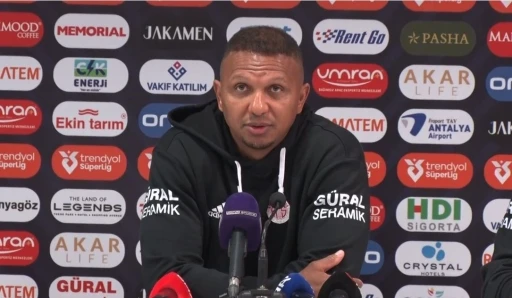 Mehmet Aurelio: "Yaptığımız &ccedil;alışmalar meyvelerini vermeye başladı"
