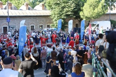 Mehter sesleri bu kez Bursa Gazi Orhan Parkı'nda y&uuml;kseldi