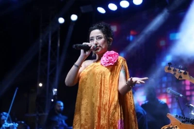 Melek Mosso'dan unutulmaz konser