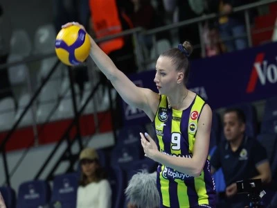 Meliha Diken, Amerika'da forma giyecek ilk T&uuml;rk voleybolcu olacak