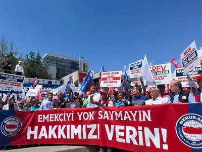 Memur-Sen'den, Hazine ve Maliye Bakanlığı &ouml;n&uuml;nde a&ccedil;ıklama
