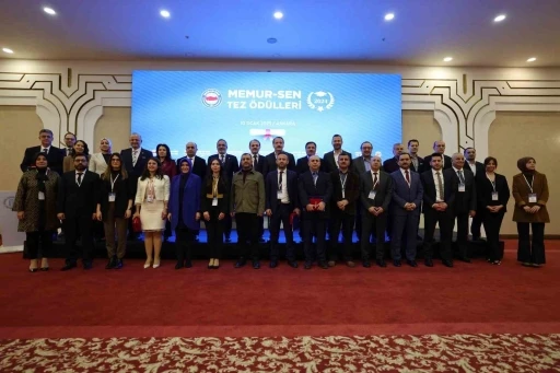 Memur-Sen&rsquo;den "4688 Sayılı Kamu G&ouml;revlileri Sendikaları ve Toplu S&ouml;zleşme Kanunu-Yargı Kararları ve Hukuki Tartışmalar" sempozyumu
