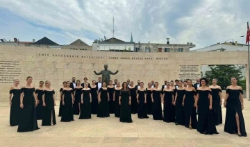Merkezefendi Belediyesi &Ccedil;ok Sesli Korosu İzmir ve Ankara&rsquo;dan &ouml;d&uuml;lle d&ouml;nd&uuml;

