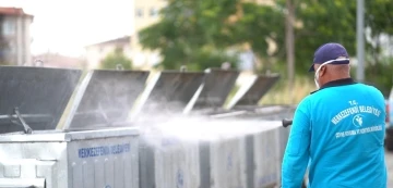 Merkezefendi Belediyesi haşerelere karşı etkin m&uuml;cadeleyi s&uuml;rd&uuml;r&uuml;yor
