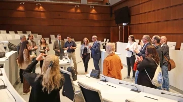 Mersin B&uuml;y&uuml;kşehir Belediyesinin &rsquo;İklim Eğitimi ve İklim Diyaloğu G&uuml;&ccedil;lendirme Projesi&rsquo; s&uuml;r&uuml;yor
