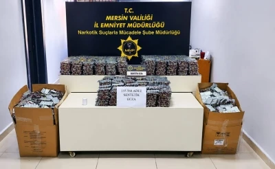Mersin&rsquo;de 155 bin 568 adet uyuşturucu hap ele ge&ccedil;irildi,
