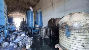 Mersin&rsquo;de 26 bin litre ka&ccedil;ak akaryakıt ele ge&ccedil;irildi
