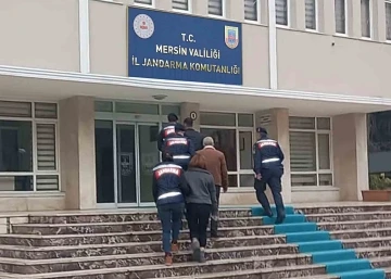Mersin&rsquo;de 3 ş&uuml;pheliden 2&rsquo;si tutuklandı
